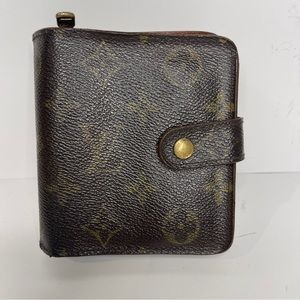 Authentic Vintage Louis Vuitton Wallet Monogram